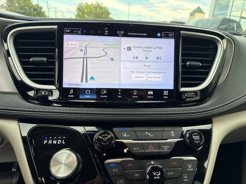 2024 Chrysler Pacifica Hybrid Select