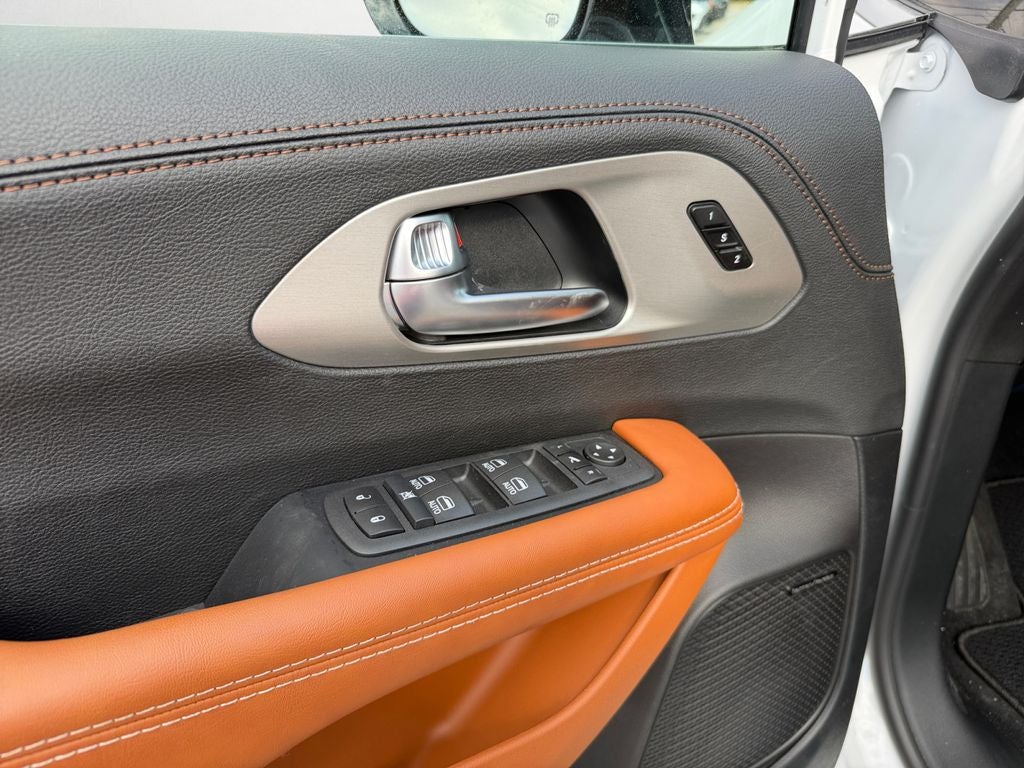 2026 Chrysler Pacifica Pinnacle