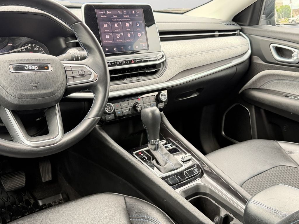 2022 Jeep Compass Latitude w/Convenience Group