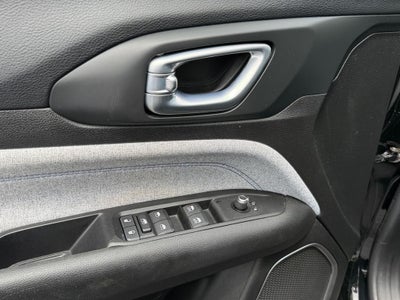 2022 Jeep Compass Latitude w/Convenience Group