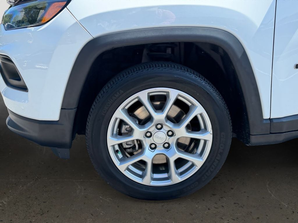 2023 Jeep Compass Latitude Lux