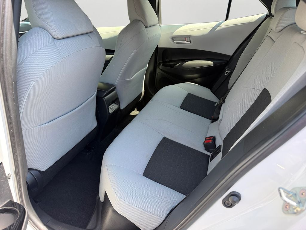 2025 Toyota Corolla Hatchback SE
