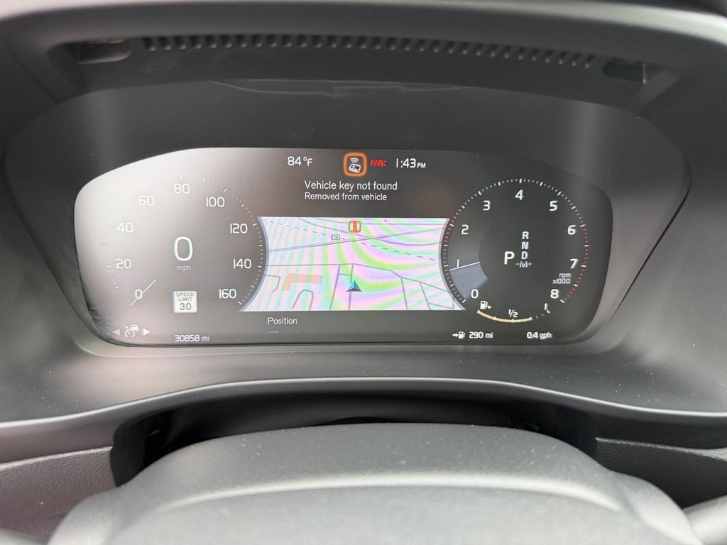 2022 Volvo XC40 R-Design