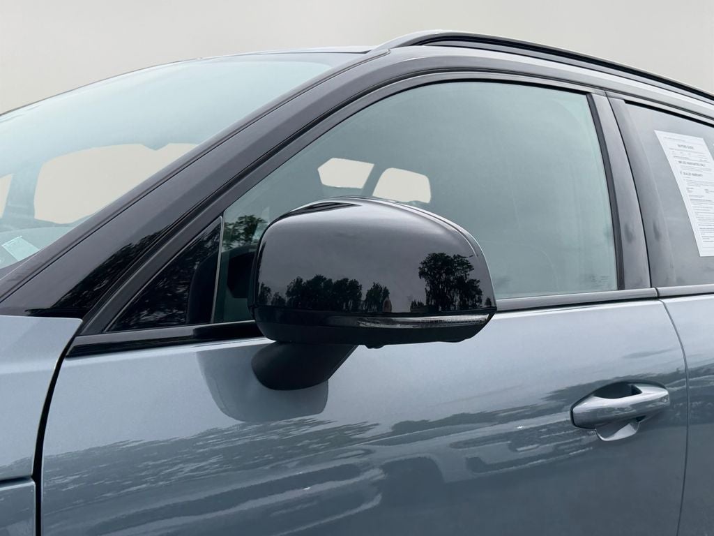 2022 Volvo XC40 R-Design