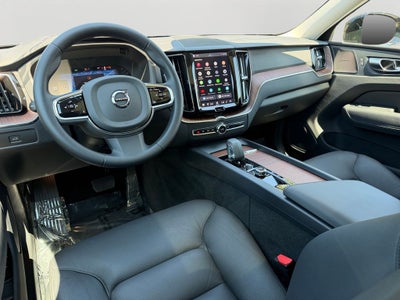 2024 Volvo XC60 B5 Plus Dark Theme