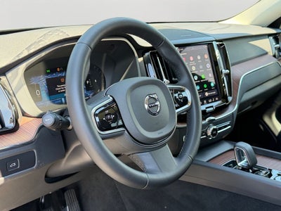2024 Volvo XC60 B5 Plus Dark Theme