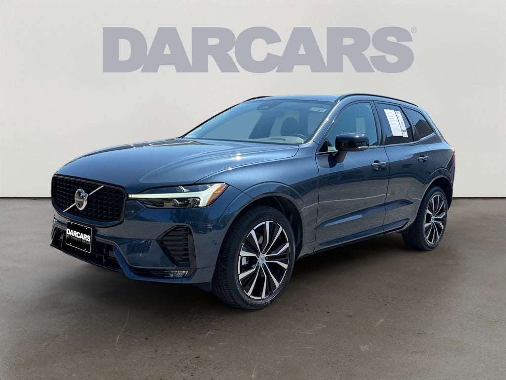 2024 Volvo XC60 B5 Plus Dark Theme