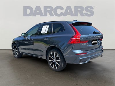 2024 Volvo XC60 B5 Plus Dark Theme