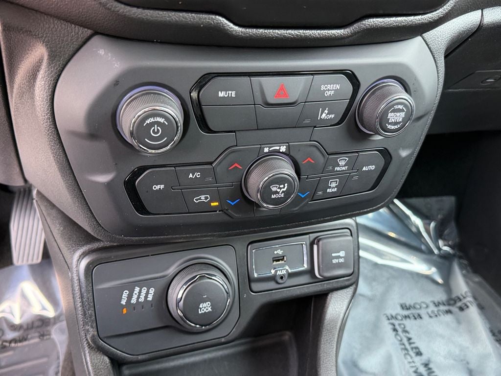 2023 Jeep Renegade Latitude