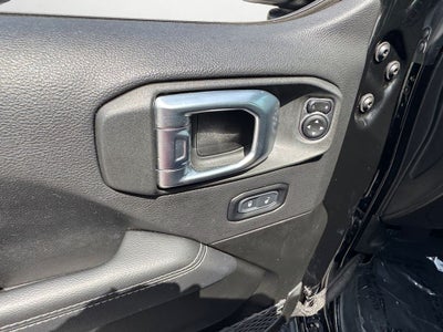 2023 Jeep Wrangler Sahara 4xe w/Navigation