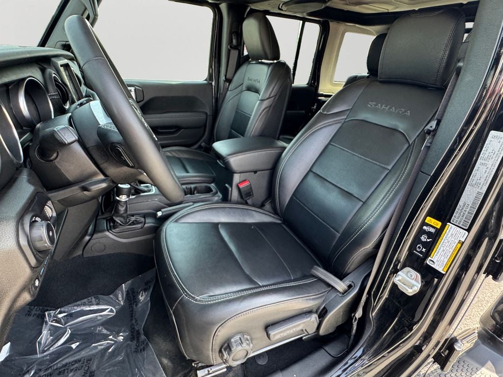 2023 Jeep Wrangler Sahara 4xe w/Navigation