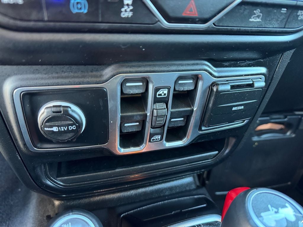 2023 Jeep Wrangler Sahara 4xe w/ Heated Seats