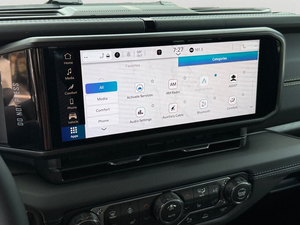 2026 Jeep Wrangler Sahara Sky One-Touch Power Top