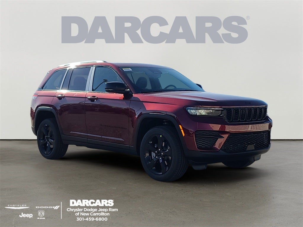 2025 Jeep Grand Cherokee Laredo