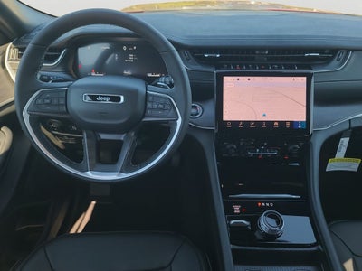 2025 Jeep Grand Cherokee Limited Dual-Pane Panoramic Sunroof