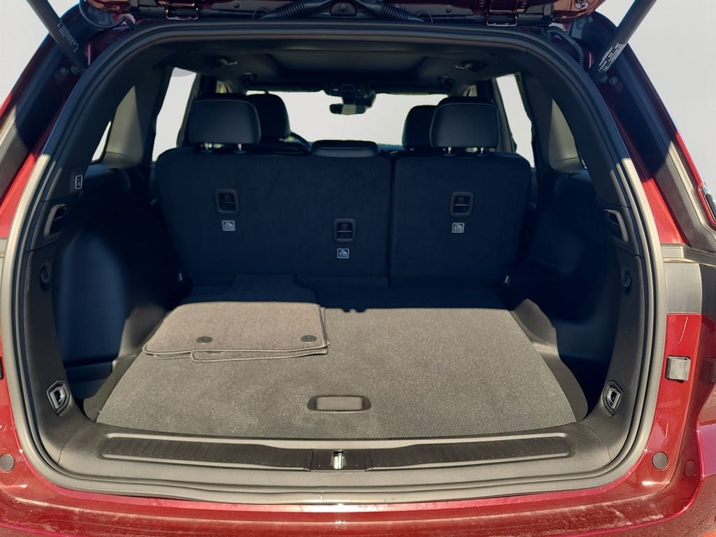 2025 Jeep Grand Cherokee Limited Dual-Pane Panoramic Sunroof