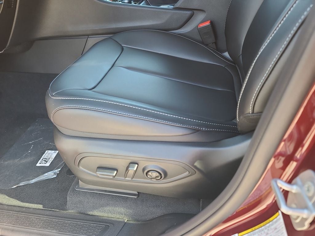 2025 Jeep Grand Cherokee Limited Dual-Pane Panoramic Sunroof