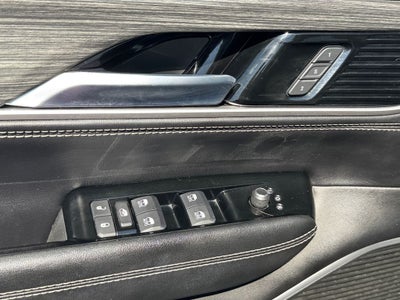 2024 Jeep Wagoneer Series II w/Navigation