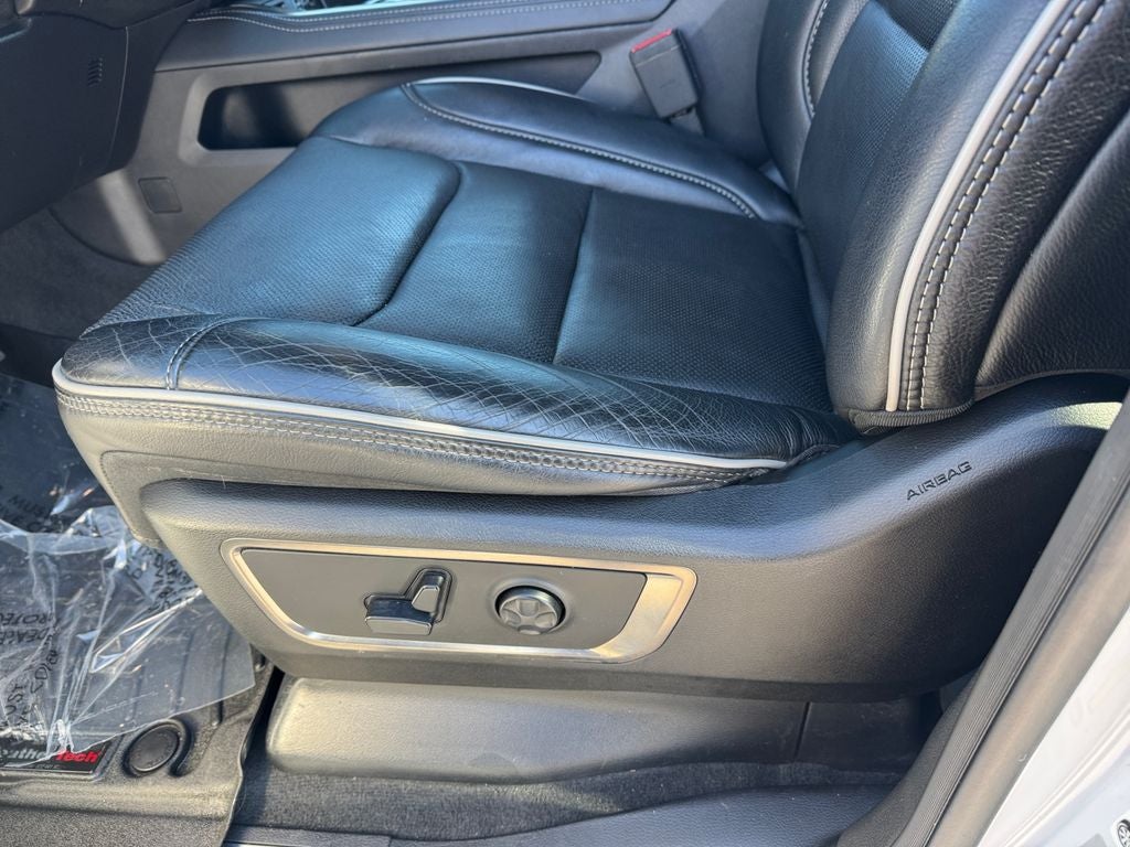 2019 RAM 1500 Limited w/ Pan SunRoof