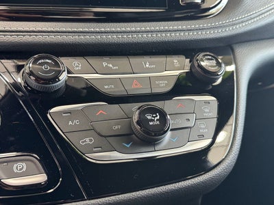 2026 Chrysler Pacifica Select 360 Surround View Camera