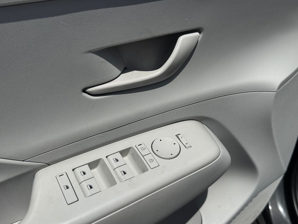 2024 Hyundai Kona SEL W/BLINDSPOT DETECTION