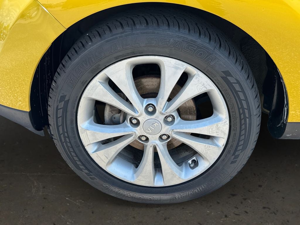 2016 Kia Soul Plus w/Bluetooth
