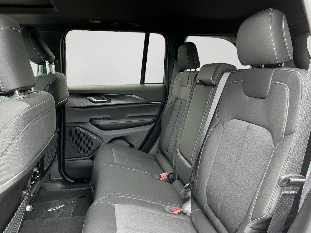 2026 Jeep Grand Cherokee Laredo X