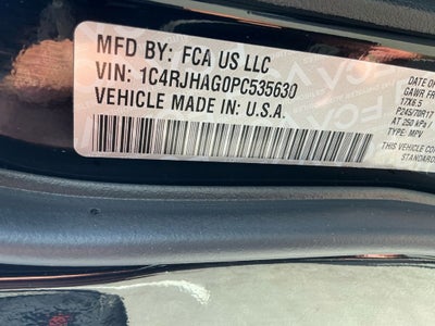 2023 Jeep Grand Cherokee Laredo