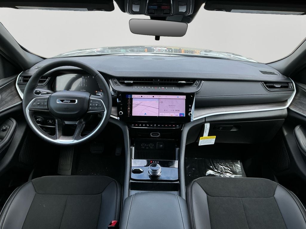 2026 Jeep Grand Cherokee Altitude