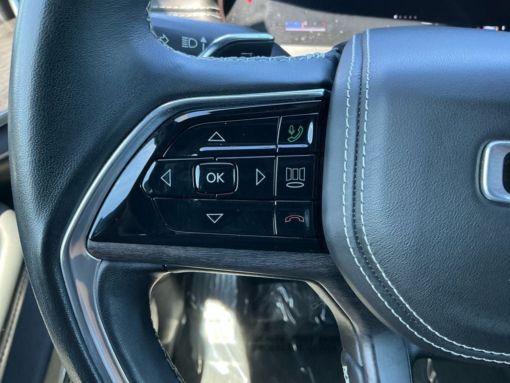 2022 Jeep Grand Cherokee Overland