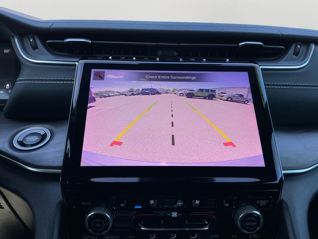 2022 Jeep Grand Cherokee Overland