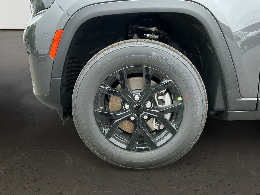 2026 Jeep Grand Cherokee L Laredo