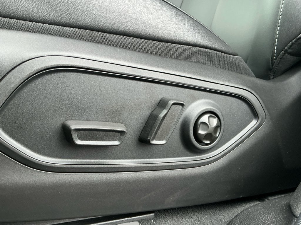 2027 Jeep Grand Cherokee L Limited