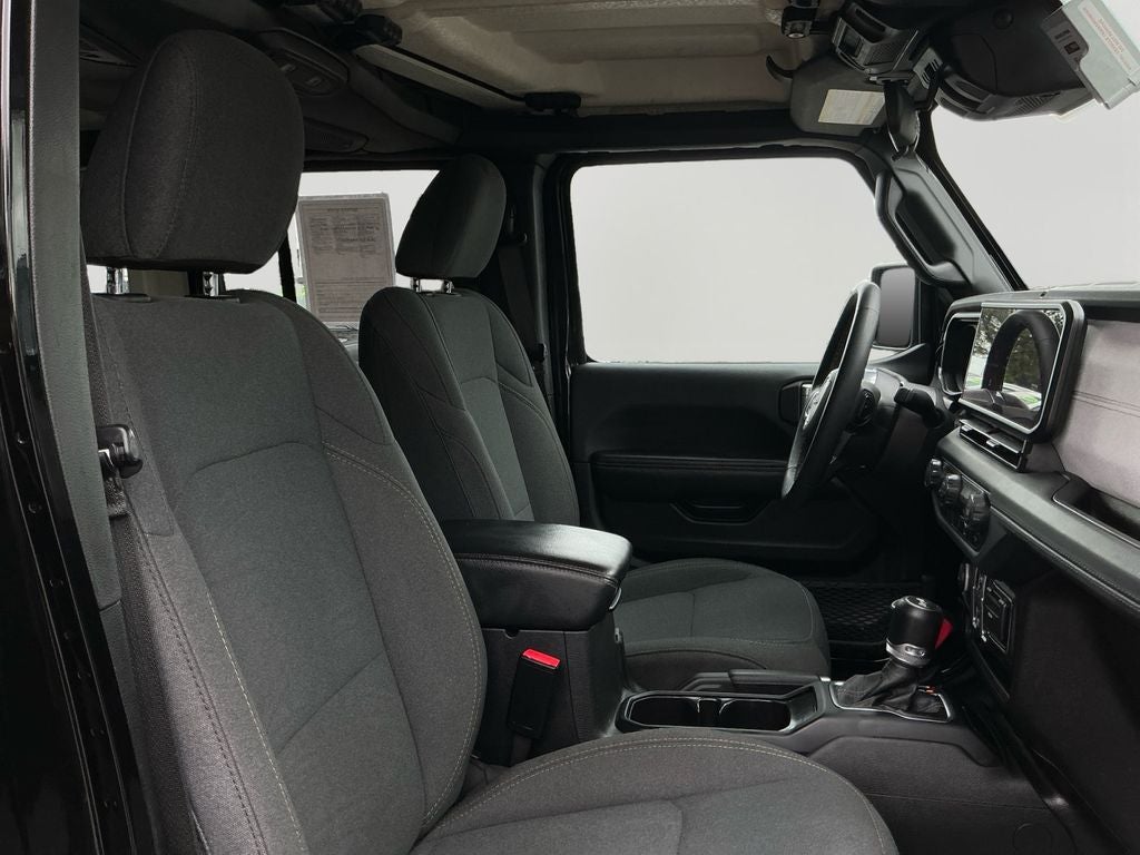 2024 Jeep Wrangler Sahara 4xe