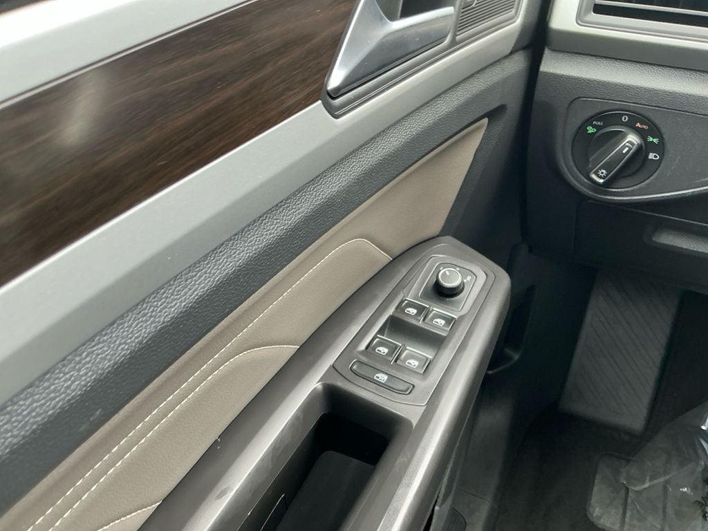 2023 Volkswagen Atlas 2.0T SE
