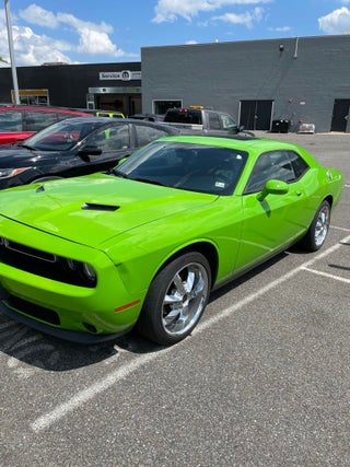 2017 Dodge Challenger SXT