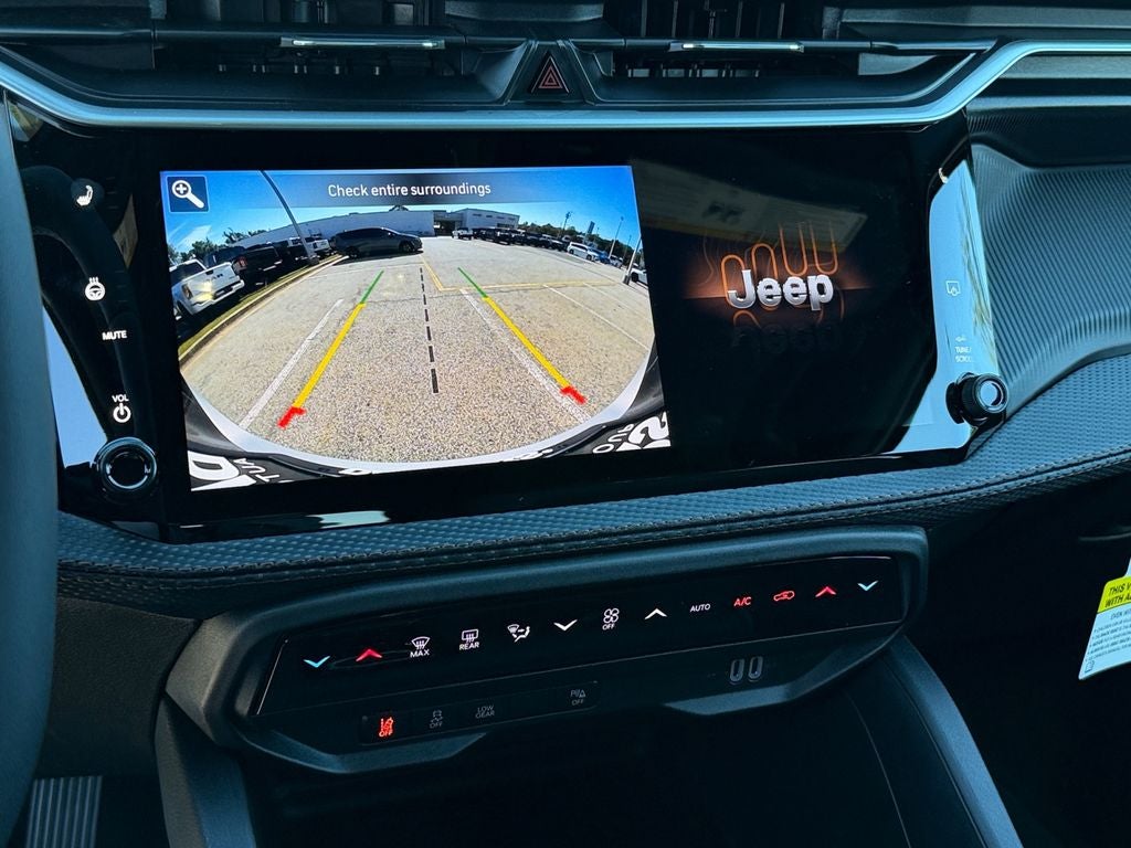 2026 Jeep Cherokee Overland