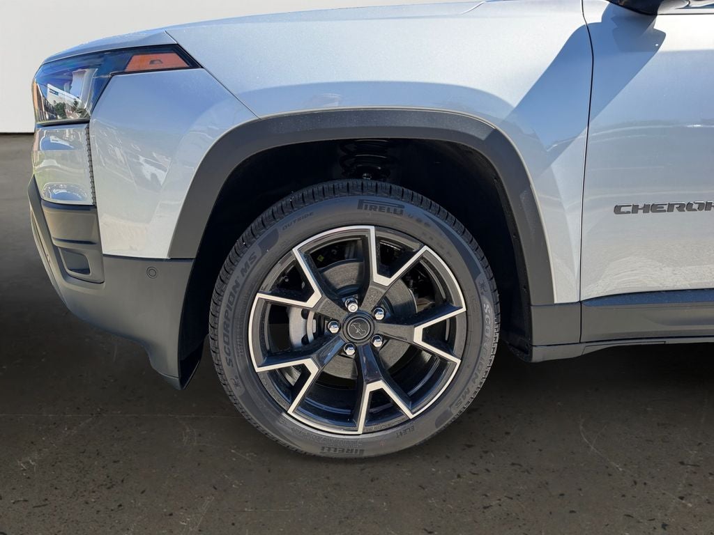 2026 Jeep Cherokee Overland