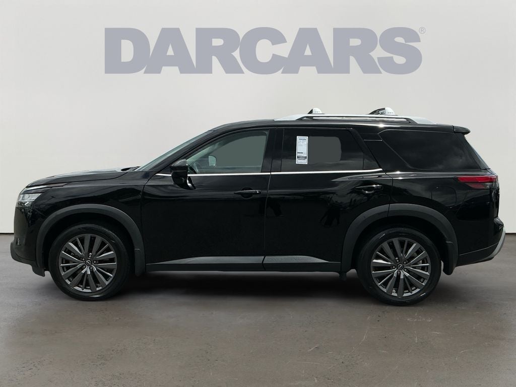 2024 Nissan Pathfinder SL