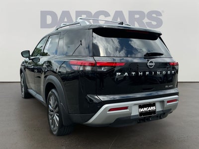 2024 Nissan Pathfinder SL