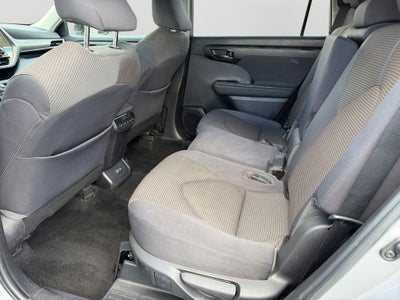 2023 Toyota Highlander LE