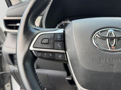 2023 Toyota Highlander LE