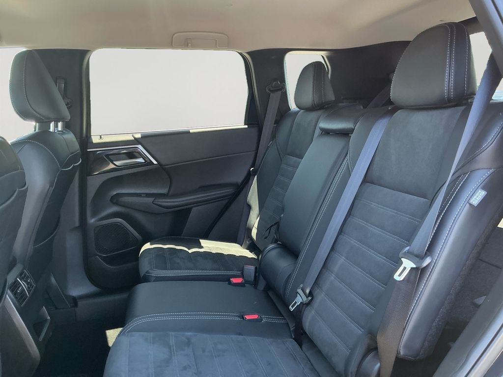 2024 Mitsubishi Outlander SE Black Edition