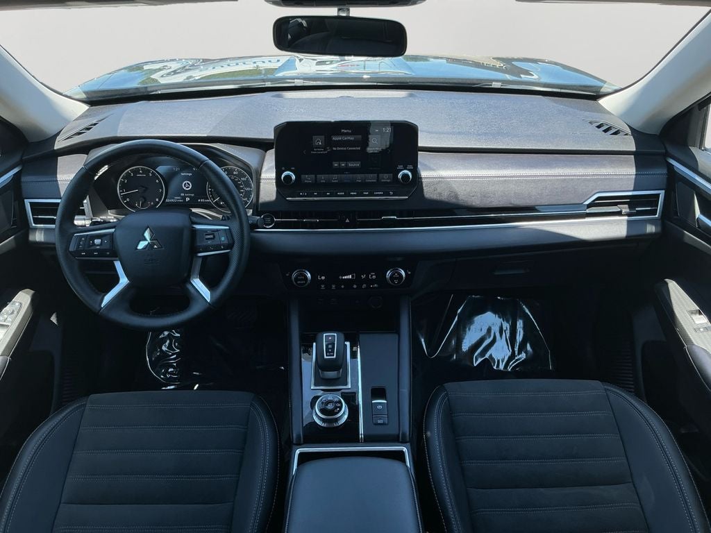 2024 Mitsubishi Outlander SE Black Edition