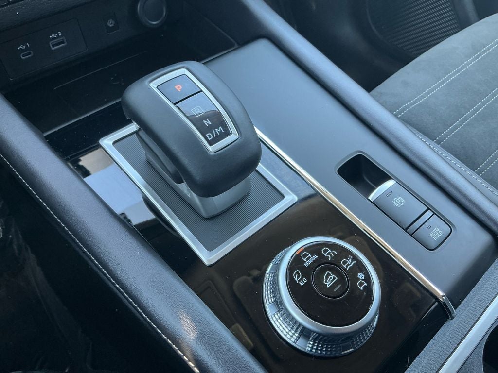 2024 Mitsubishi Outlander SE Black Edition