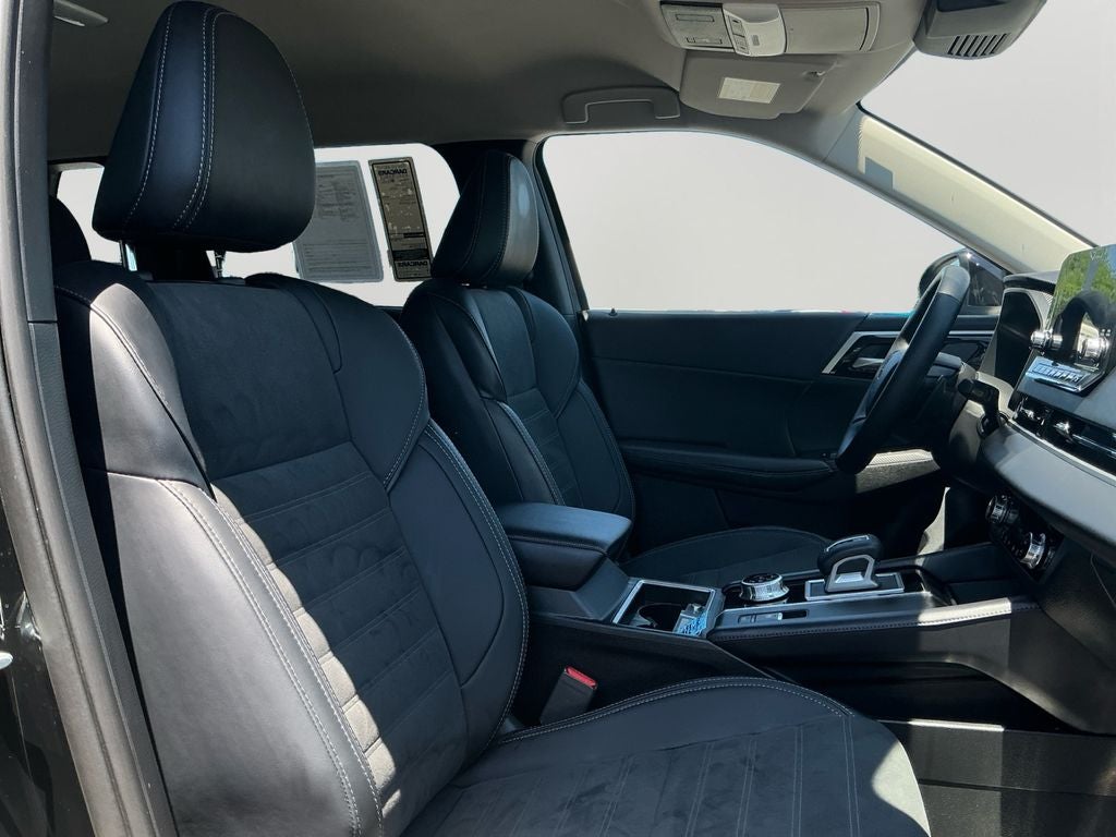 2024 Mitsubishi Outlander SE Black Edition