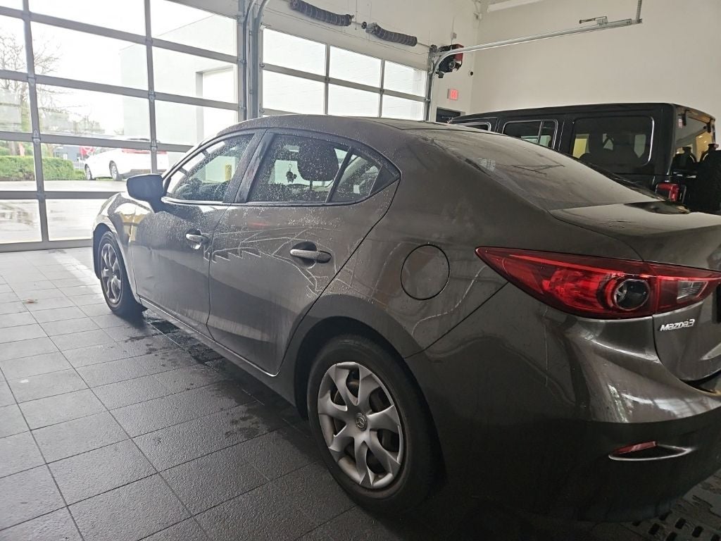 2016 Mazda Mazda3 i Sport