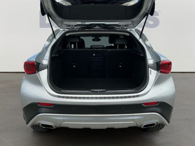 2018 INFINITI QX30 Premium