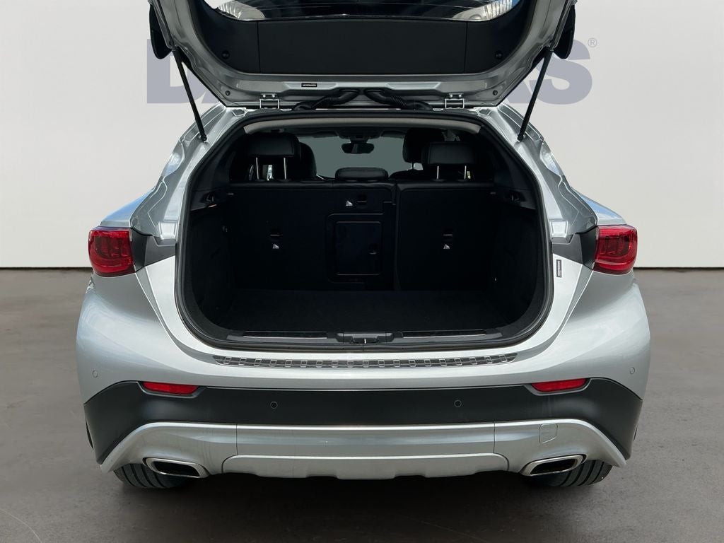 2018 INFINITI QX30 Premium
