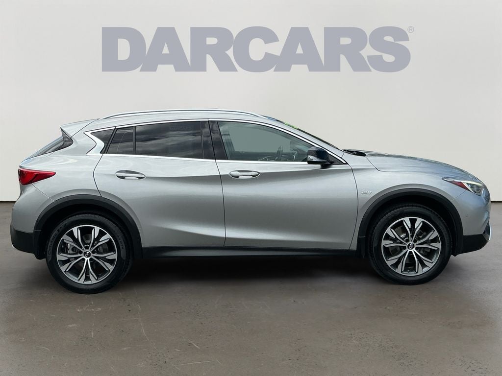 2018 INFINITI QX30 Premium